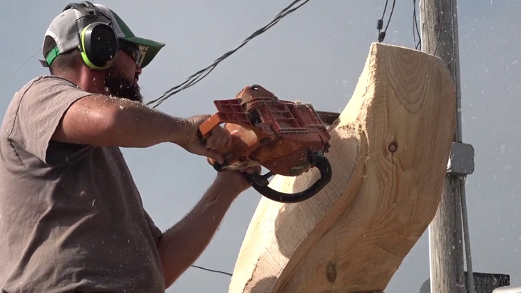 Chainsaws roar as wood carvers compete in 13th Hooskow Festival in Mill Hall — Carlisle Arts news